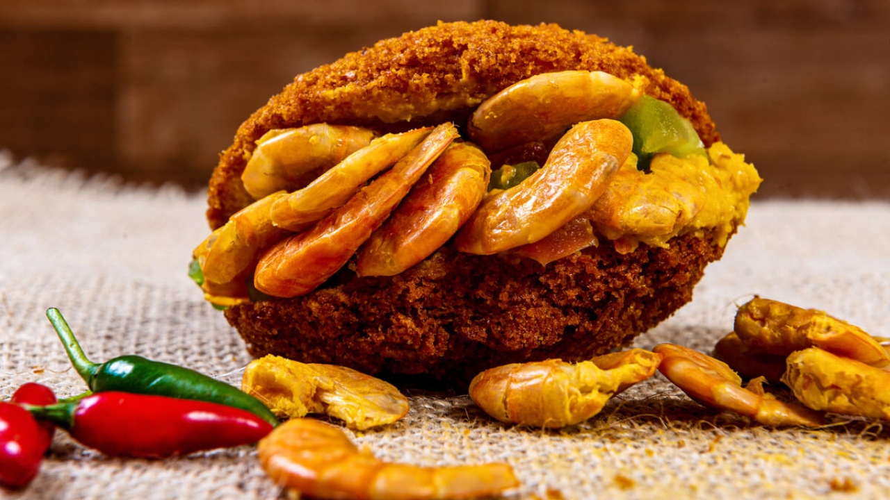 7 comidas típicas brasileiras para experimentar pelo país