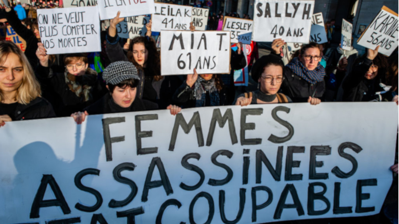 Obra Violência Contra Mulheres: Dê um Basta! de Jô Ramos, denúncia feminicídio