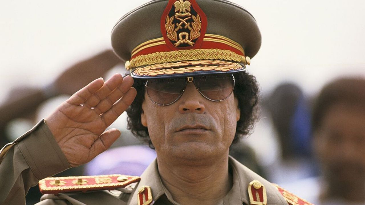 Muammar Kadhafi, o tirano que dizimou o próprio povo