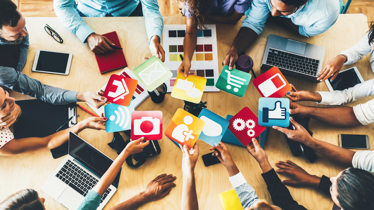 O que a história e uma teoria econômica podem nos ensinar sobre Instagram e influenciadores digitais