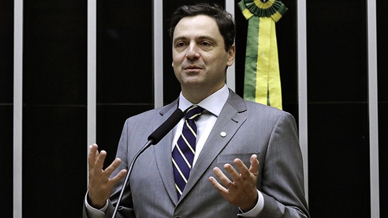 Comunismo e narcotráfico são forças dominantes no Congresso, diz Philippe de Orleans e Bragança