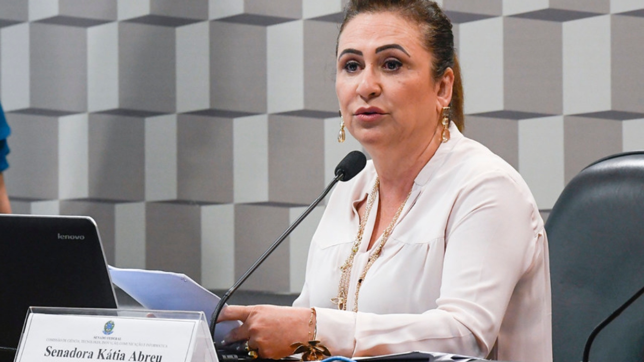 Lockdown: Kátia Abreu defende que Exército esteja nas ruas para que decreto seja cumprido