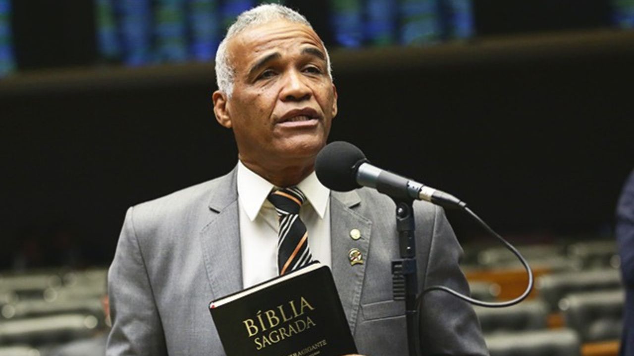 ‘O diabo diz ao homem que ele pode ser mulher’, disse deputado acusado de homofobia