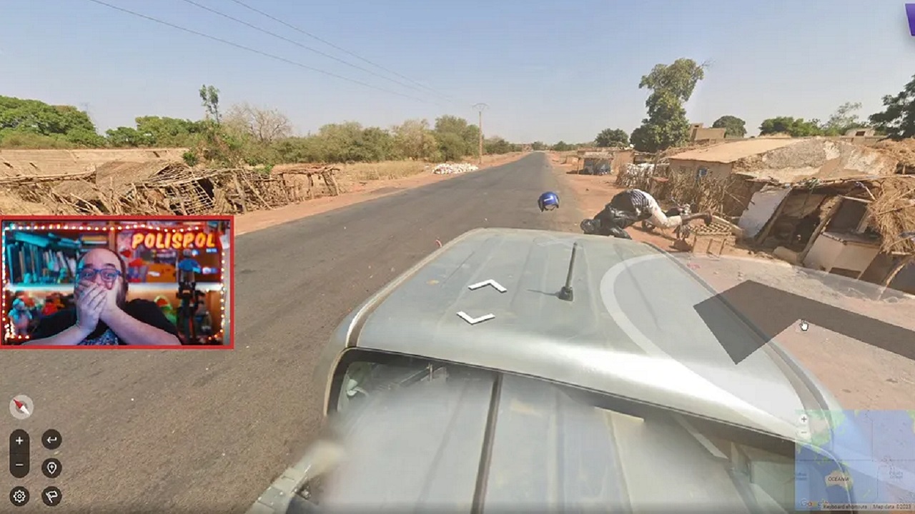 Streamer descobre acidente envolvendo carro do GoogleMaps durante live
