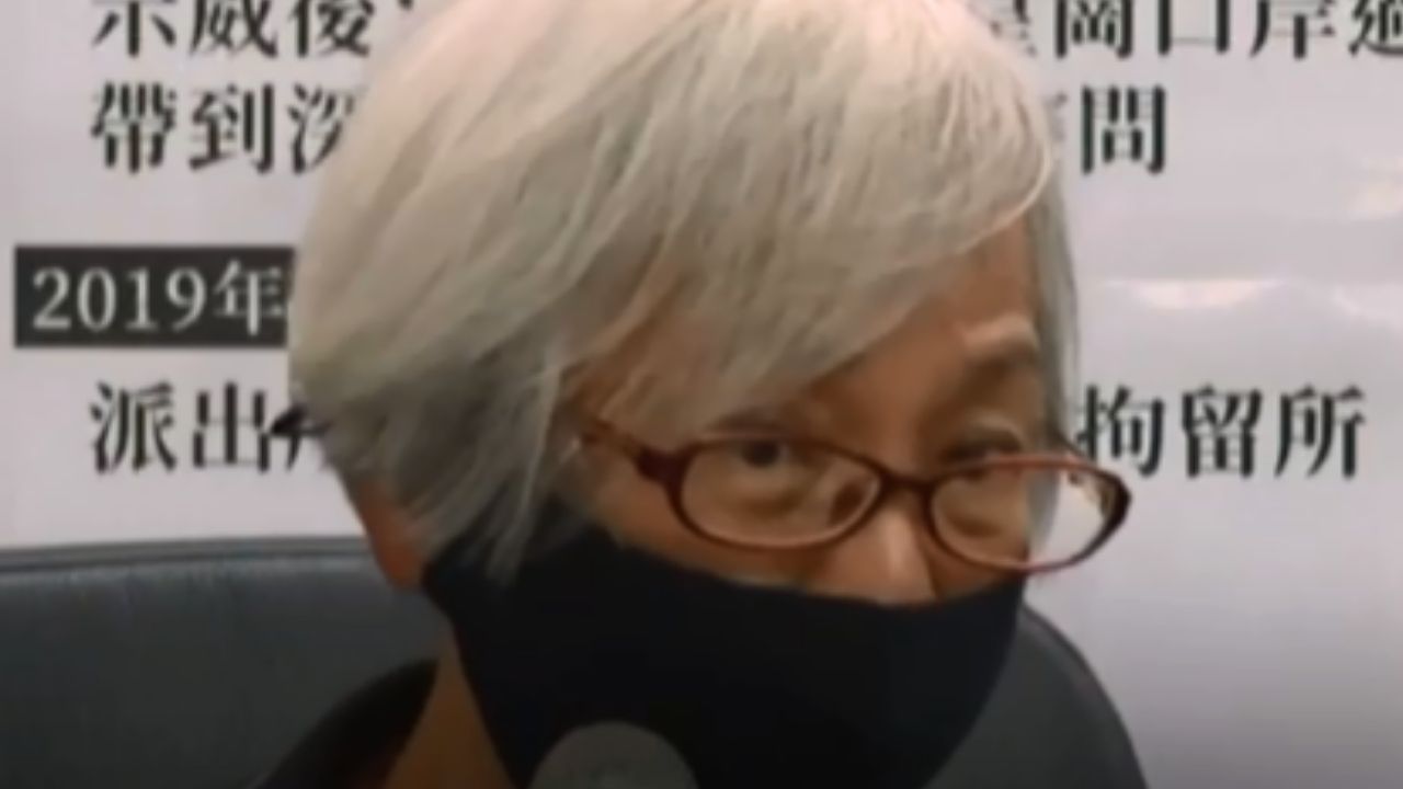 Após 14 meses de mistério, ativista de Hong Kong afirma ter sido detida na China continental