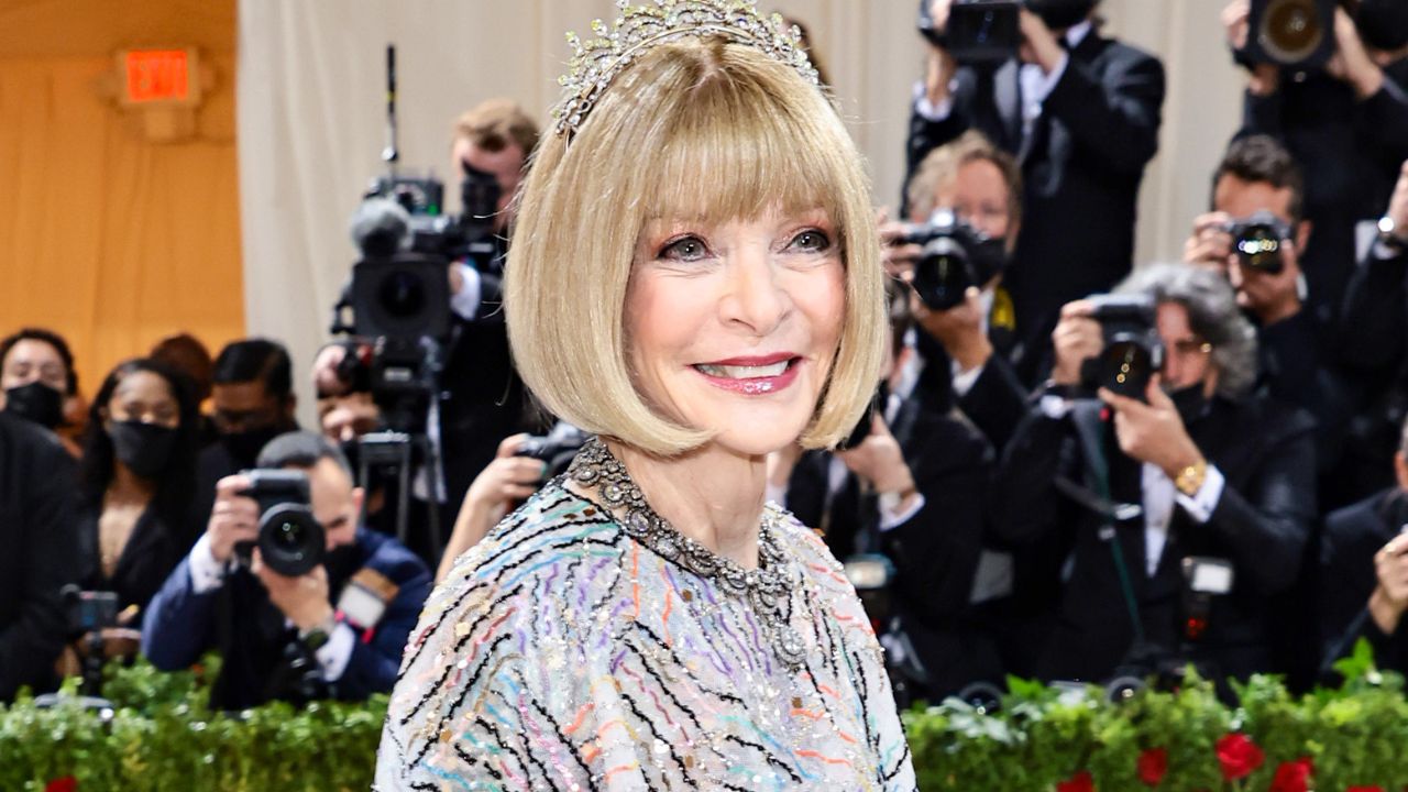 Biografia revela intimidade da magnata Anna Wintour