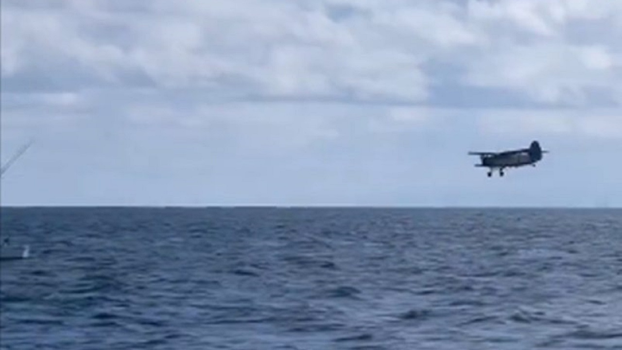 Desertor cubano foge de avião para os Estados Unidos e acaba preso