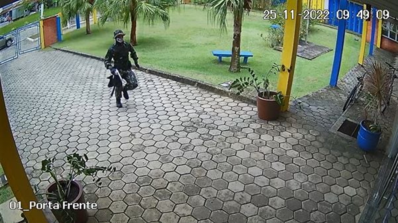 Advogada diz que pais do atirador de Aracruz deixaram a cidade: ‘O casal está muito abalado’