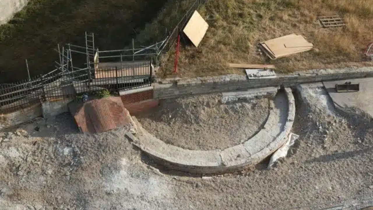 No Castelo de Southsea, escavações revelam restos de defesas históricas de Portsmouth