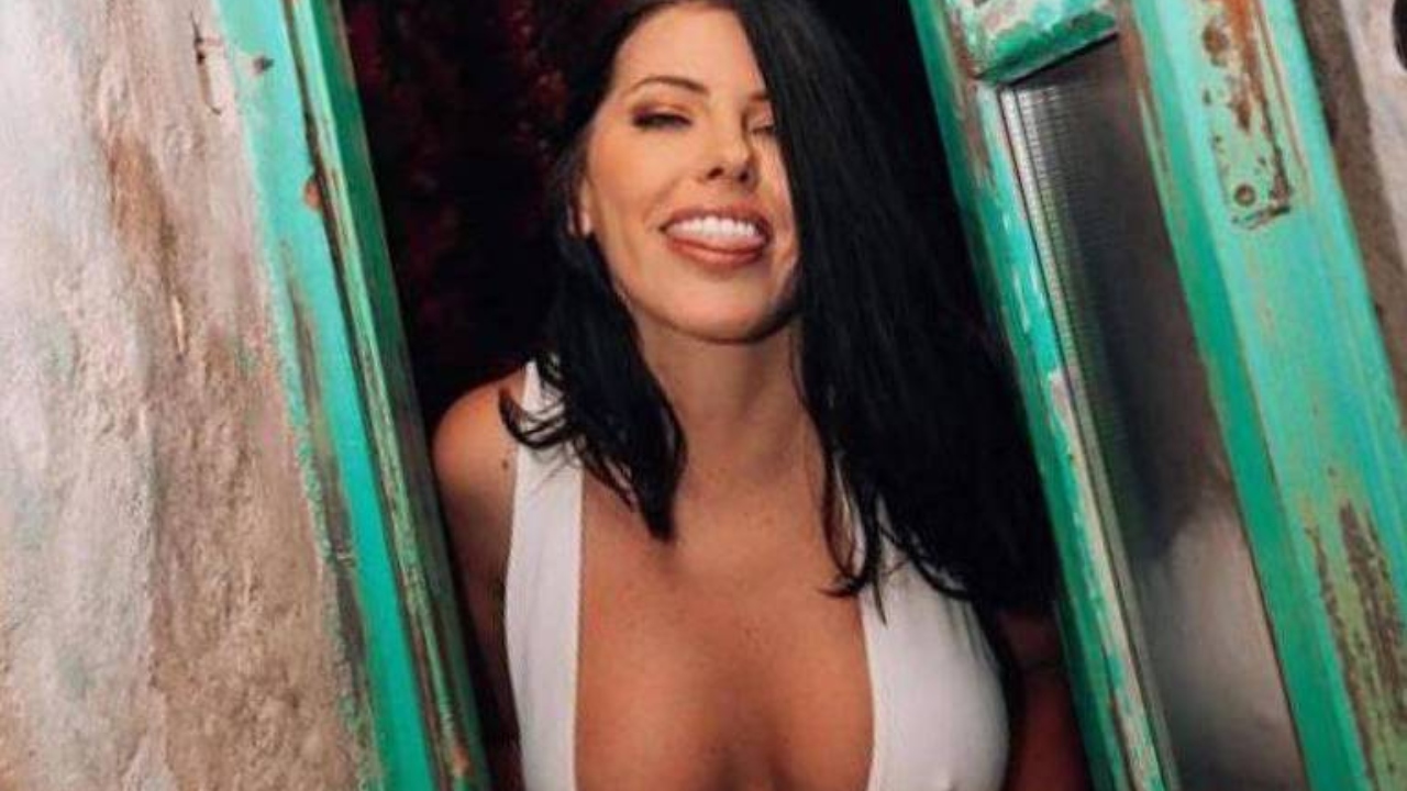 Após acidente, atriz pornô cria aplicativo com inteligência artificial para trabalhar