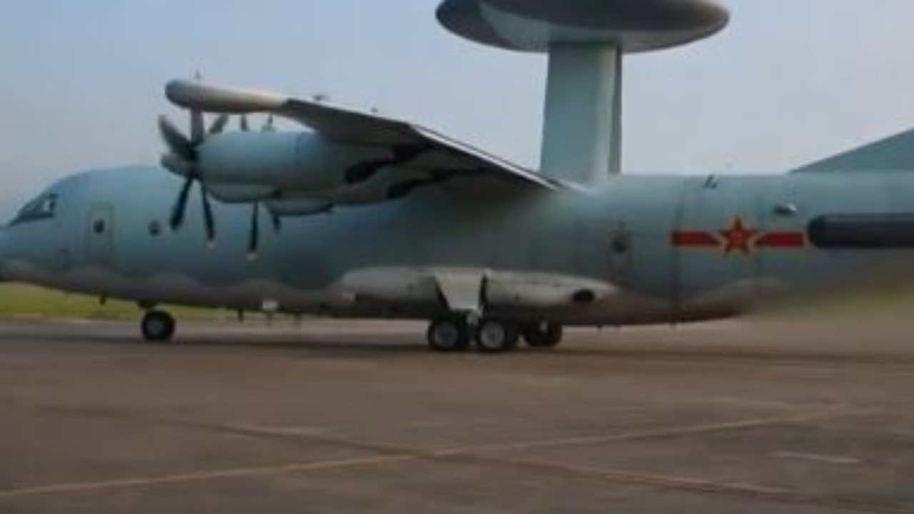 Novos exercícios militares ao redor de Taiwan são anunciados pela China, após visita americana
