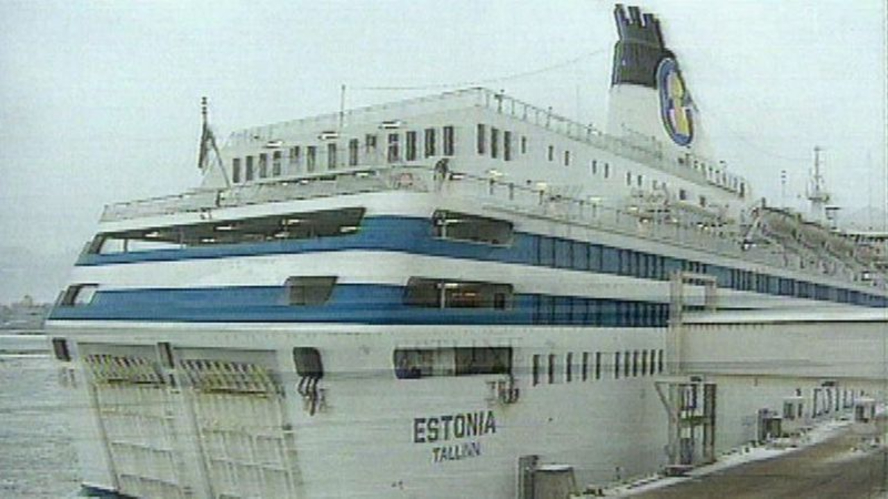 Nova pista sobre naufrágio da balsa MS Estônia é encontrada em escombros