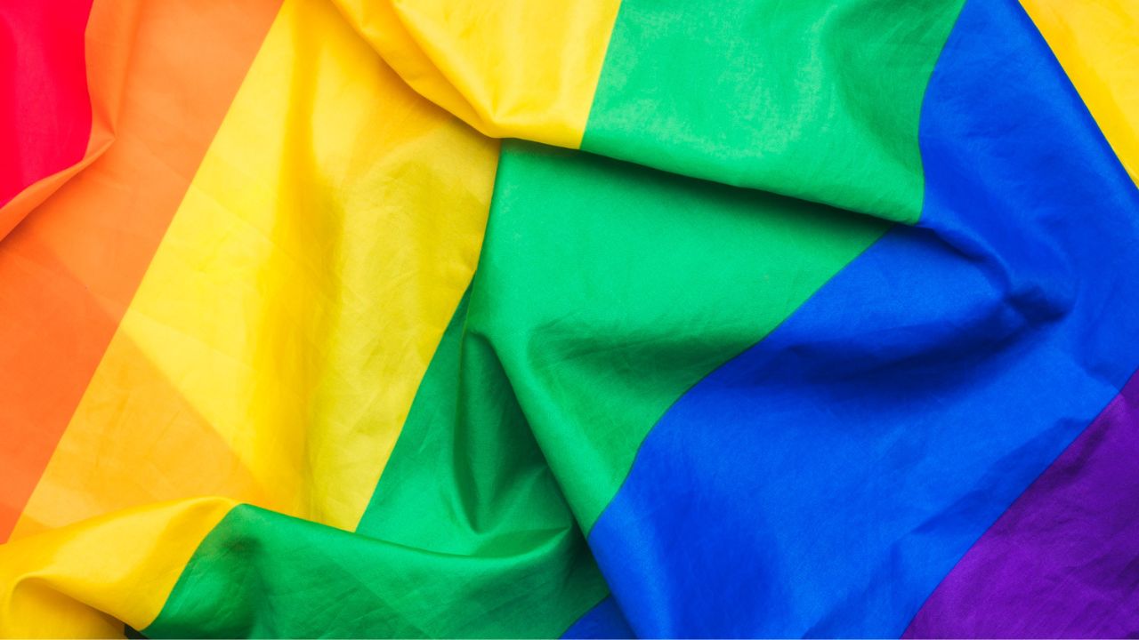 Governo russo expande lei que pune ‘propaganda LGBT’