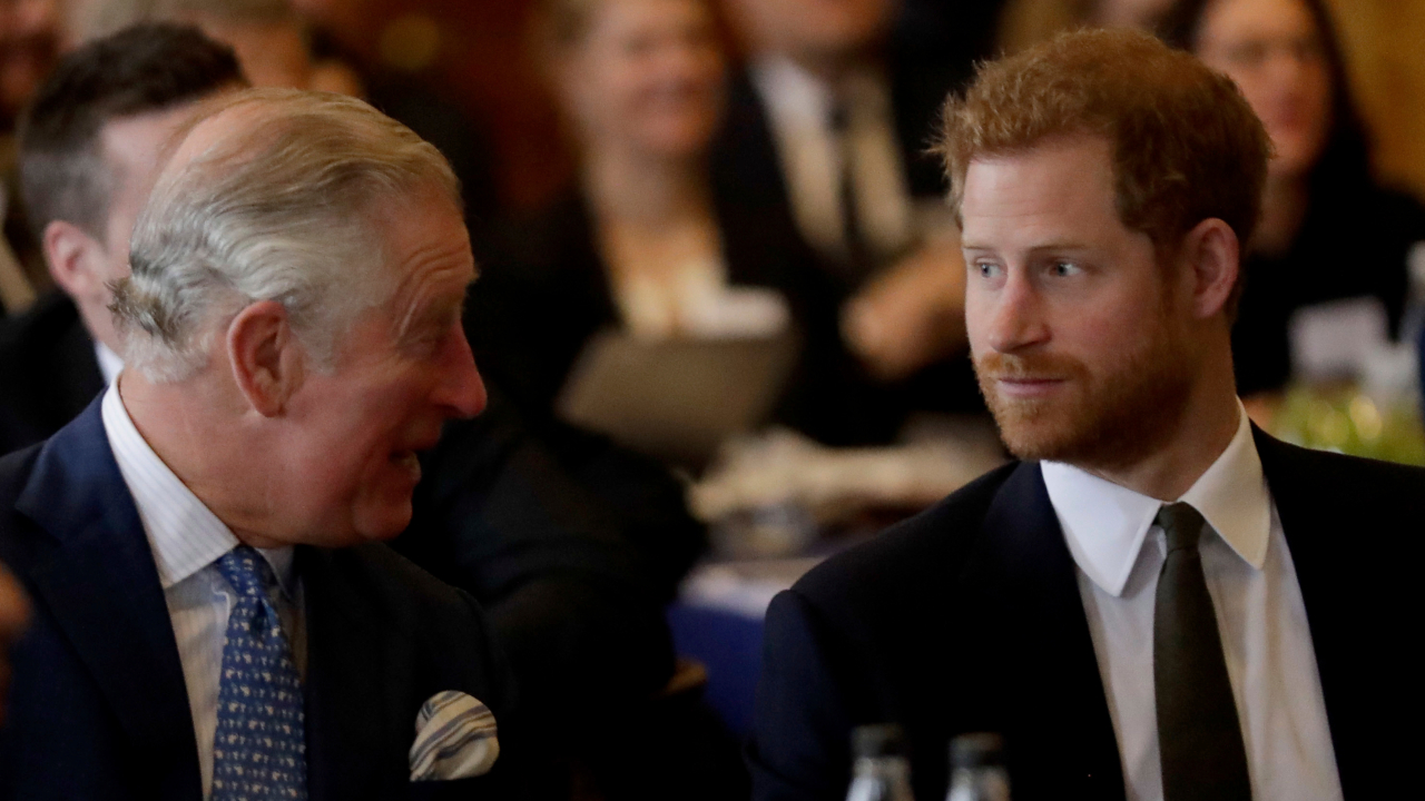 Livro revela desavenças entre Harry e príncipe Charles