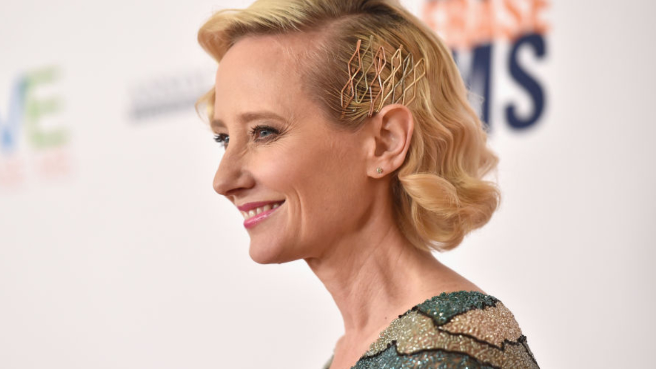 Morre a atriz Anne Heche aos 53 anos após acidente de carro