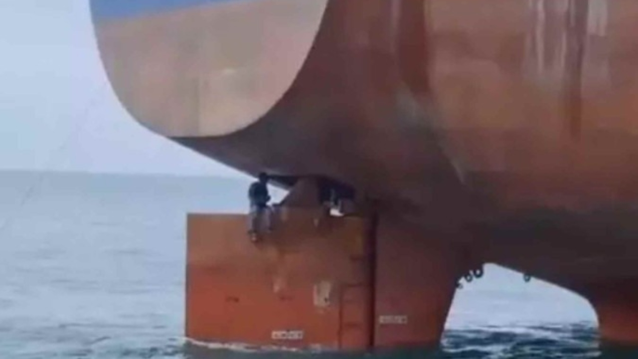 Nigerianos encontrados em casa de leme de navio tinham alimentos para três dias, segundo a PF
