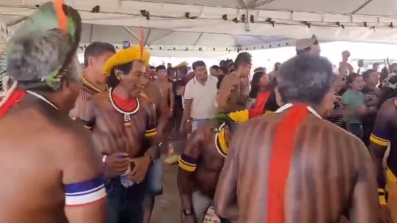 Indígenas comemoram após STF formar maioria contra o Marco Temporal