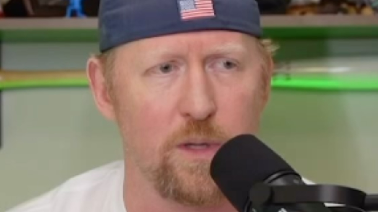 Homem que alega ter disparado tiros que matou Osama Bin Laden é preso por agressão