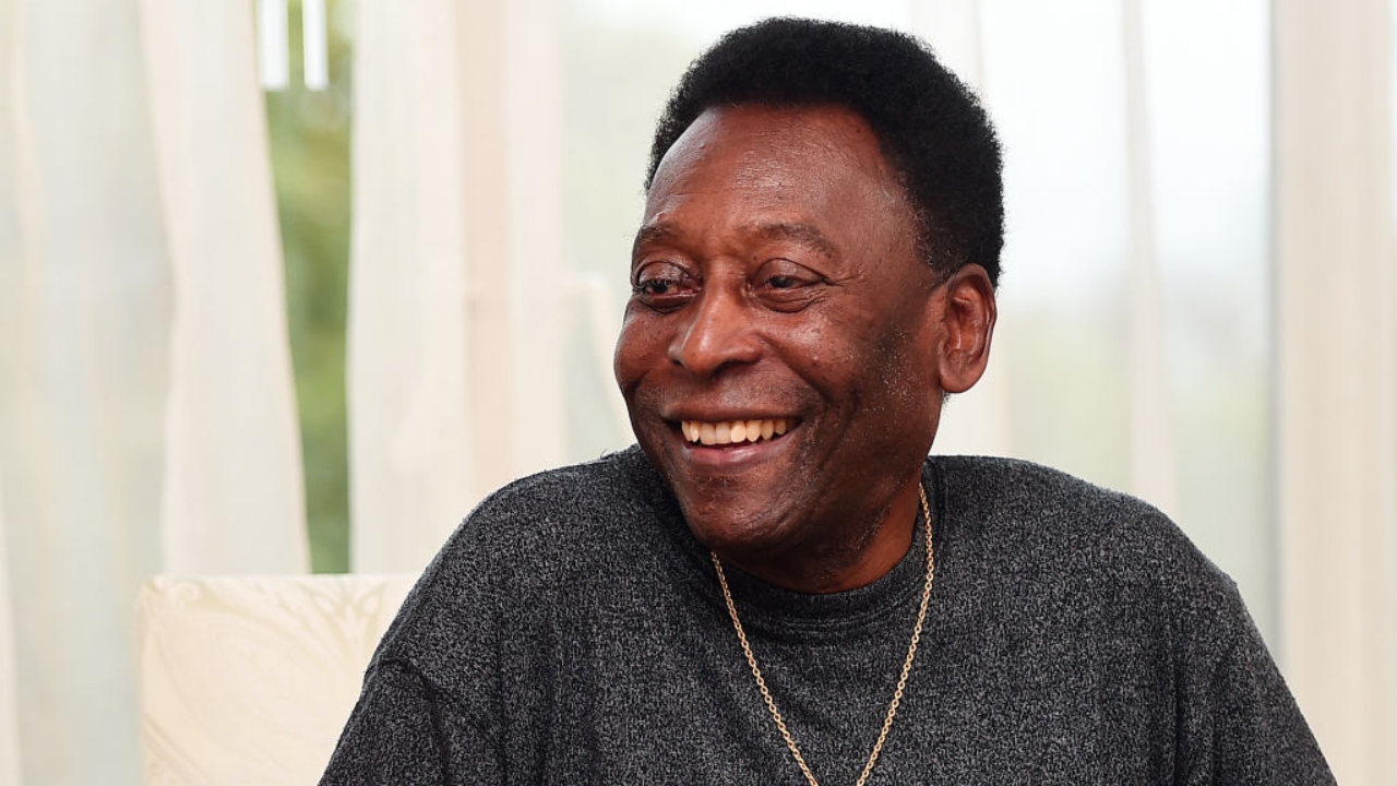 Novo boletim médico diz estado de saúde de Pelé