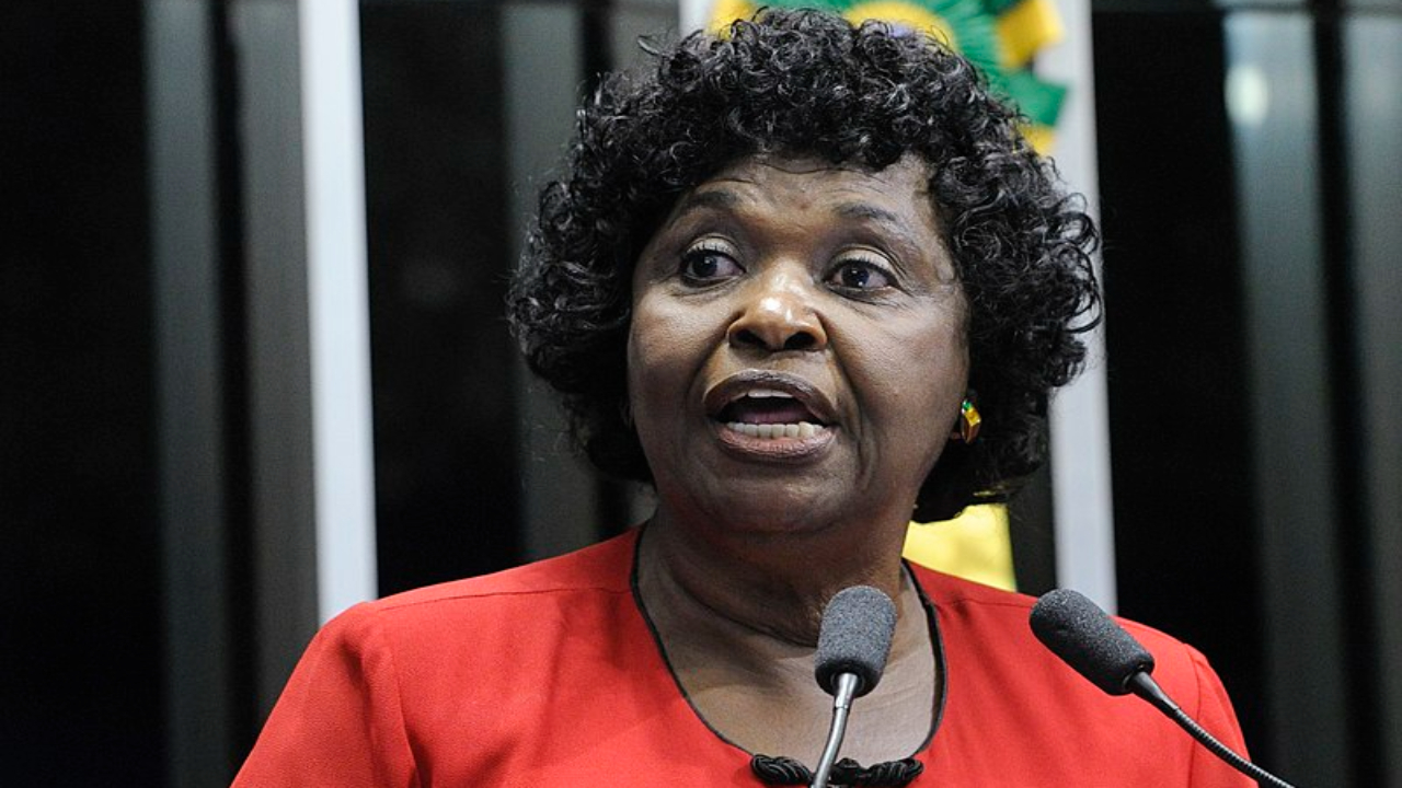 Benedita da Silva é retirada da lista de personalidades negras da Fundação Palmares