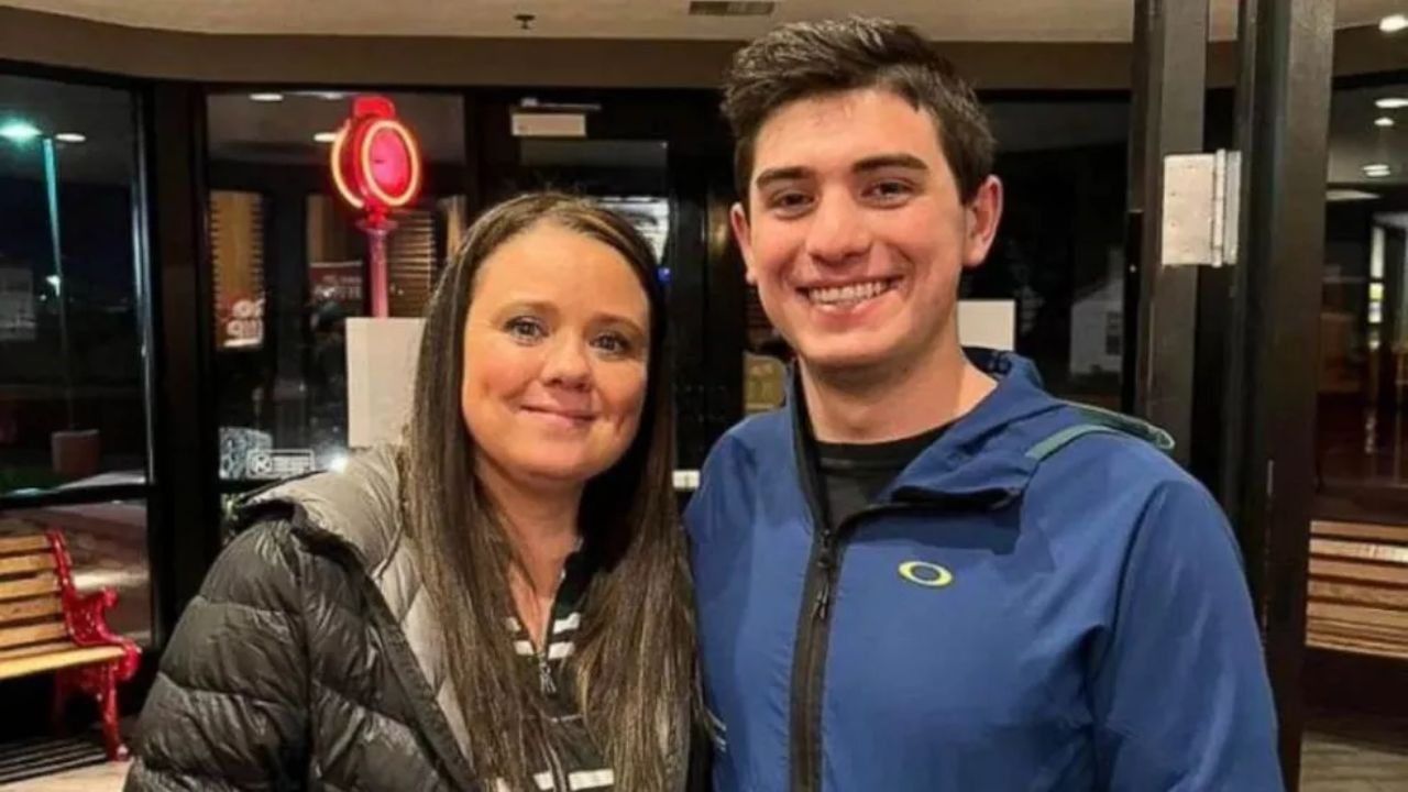 Garoto descobre que mãe biológica trabalhava no mesmo local após 20 anos de buscas