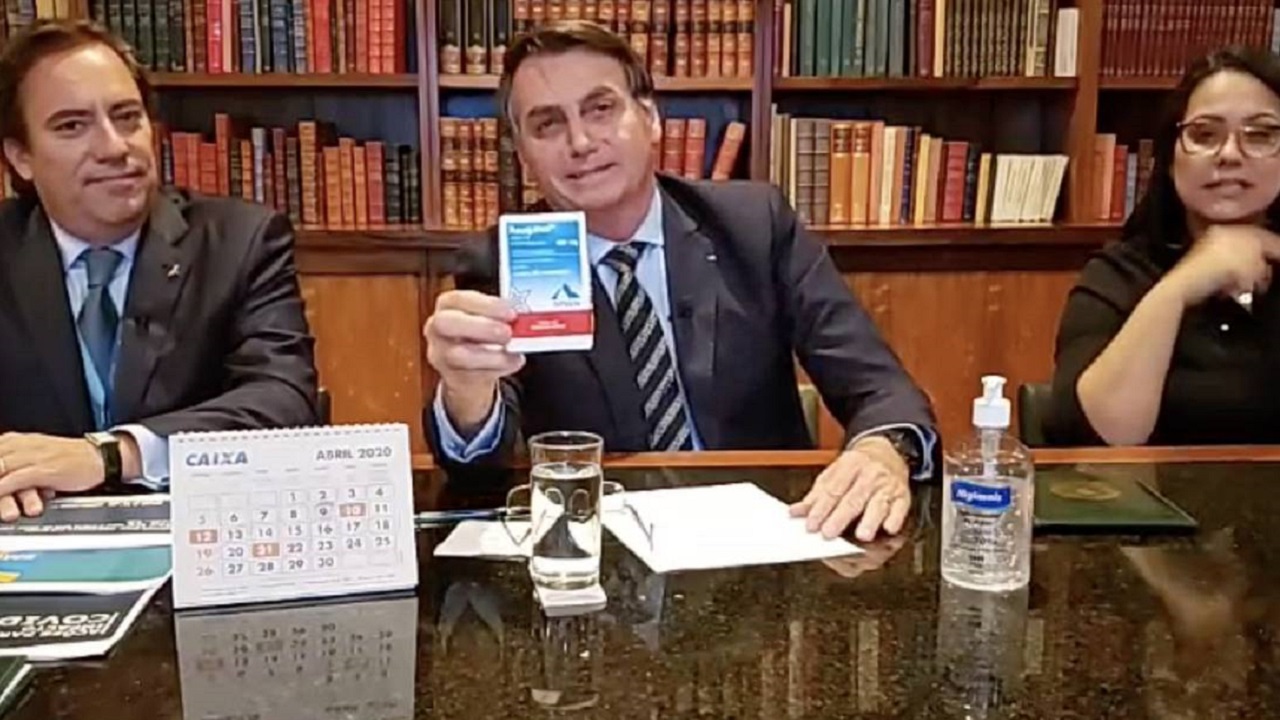Aposta de Bolsonaro, Hidroxicloroquina vira ‘elefante branco’ em estoque de municípios