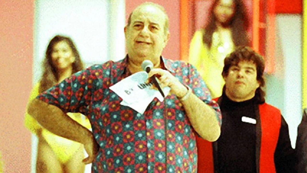 Filha do apresentador Bolinha relata drama pessoal após despejo