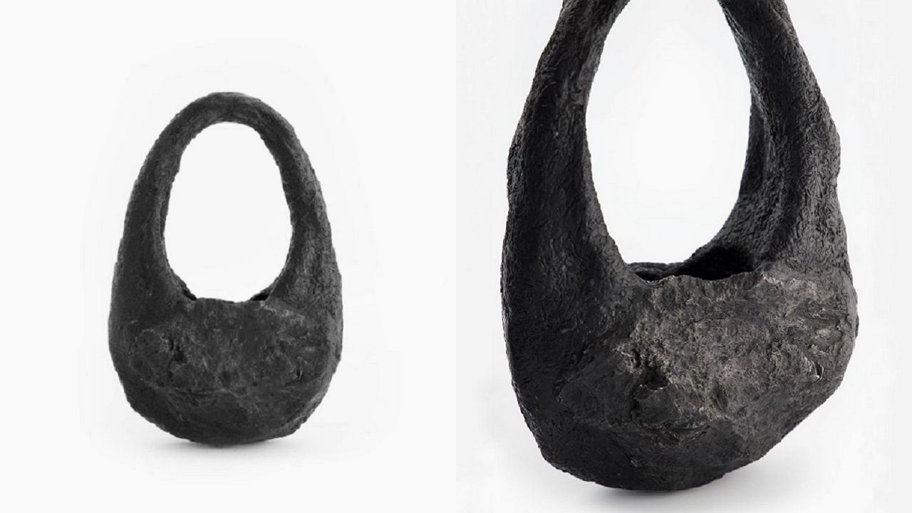 A bolsa feita de meteorito que caiu na Terra há 55 mil anos