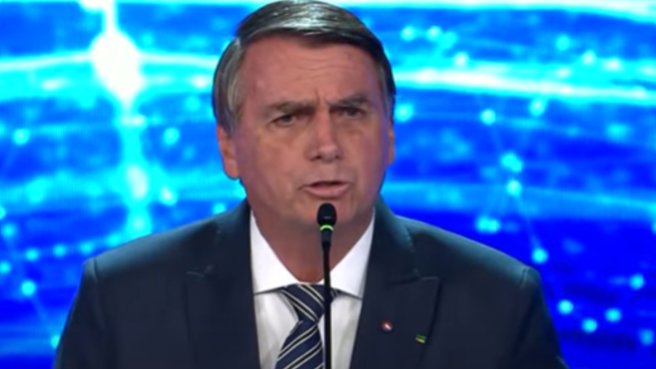 Vera Magalhães é atacada por Jair Bolsonaro em debate: ‘Dorme pensando em mim’