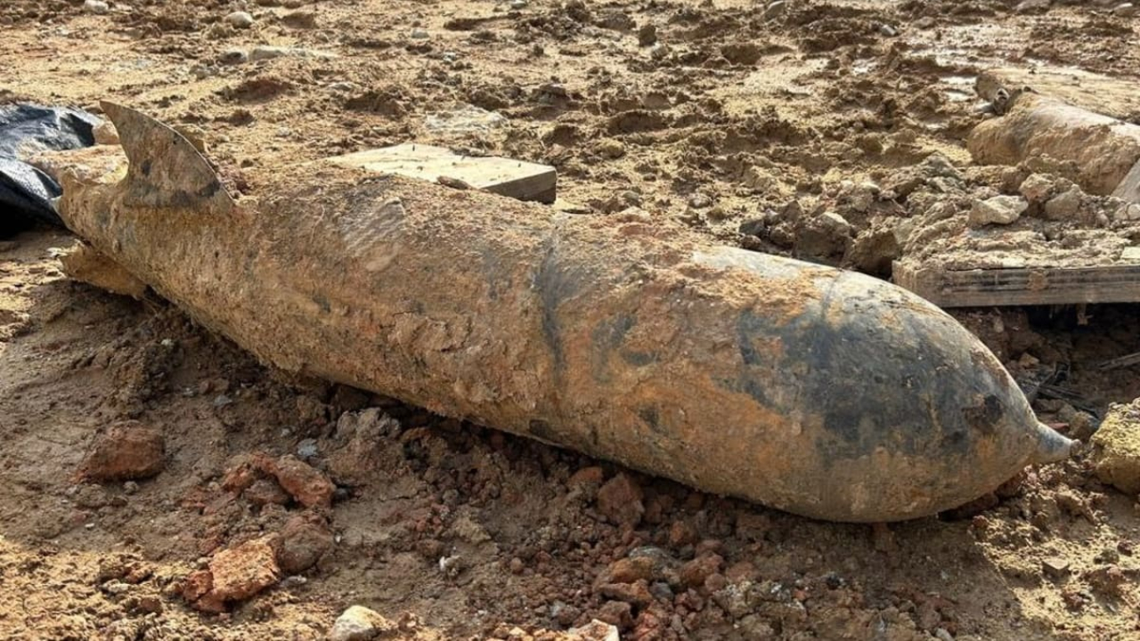 Bomba de 100kg da Segunda Guerra é detonada em Singapura