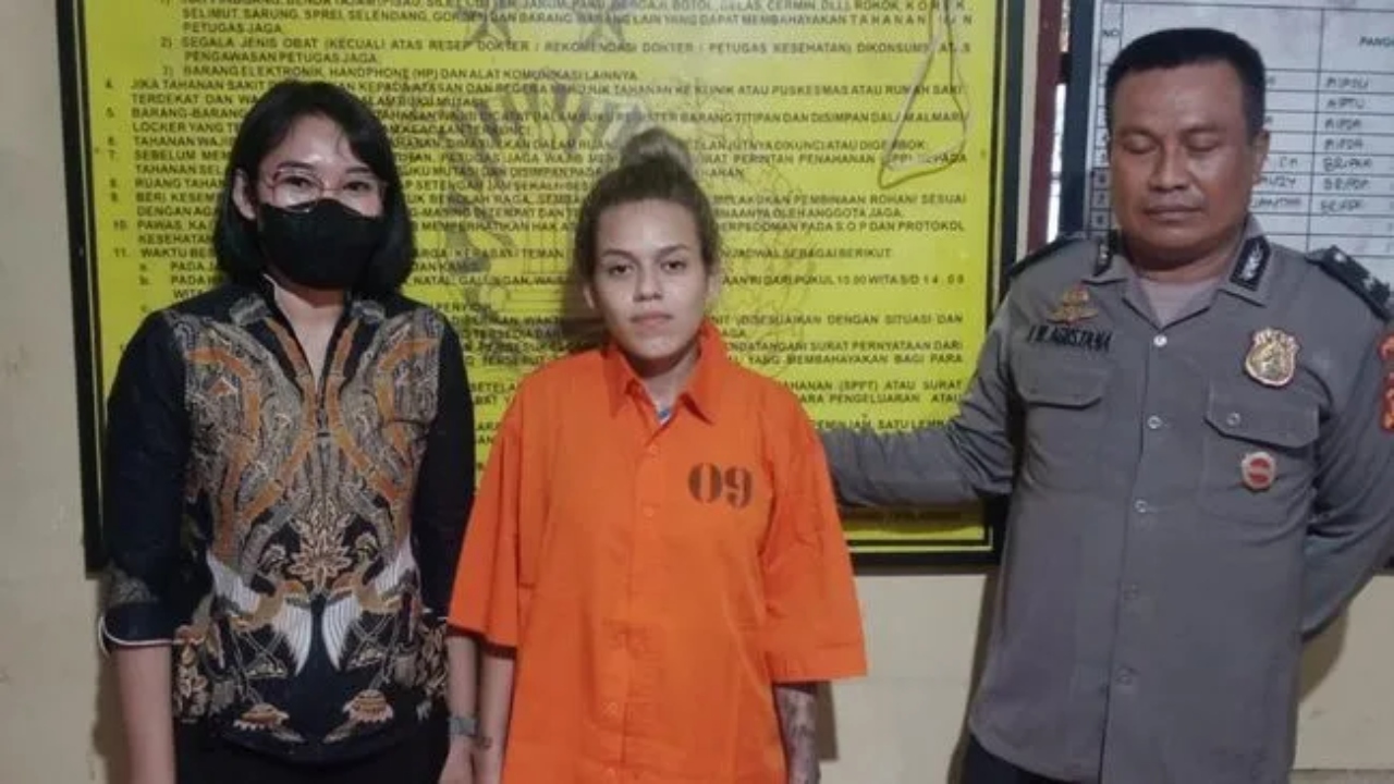 Brasileira na Indonésia: Mulher recebe condenação de 11 anos de prisão por tráfico