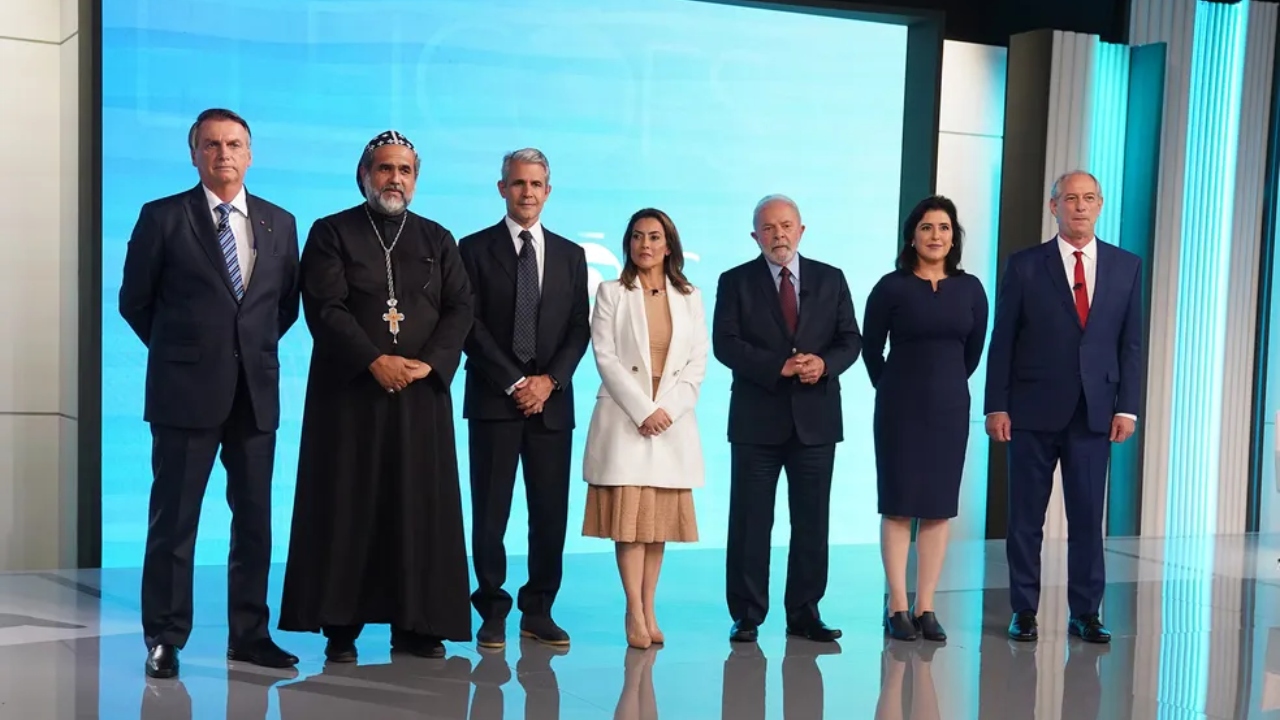 Eleições 2022: Como a roupa dos candidatos ajuda a construir uma imagem?
