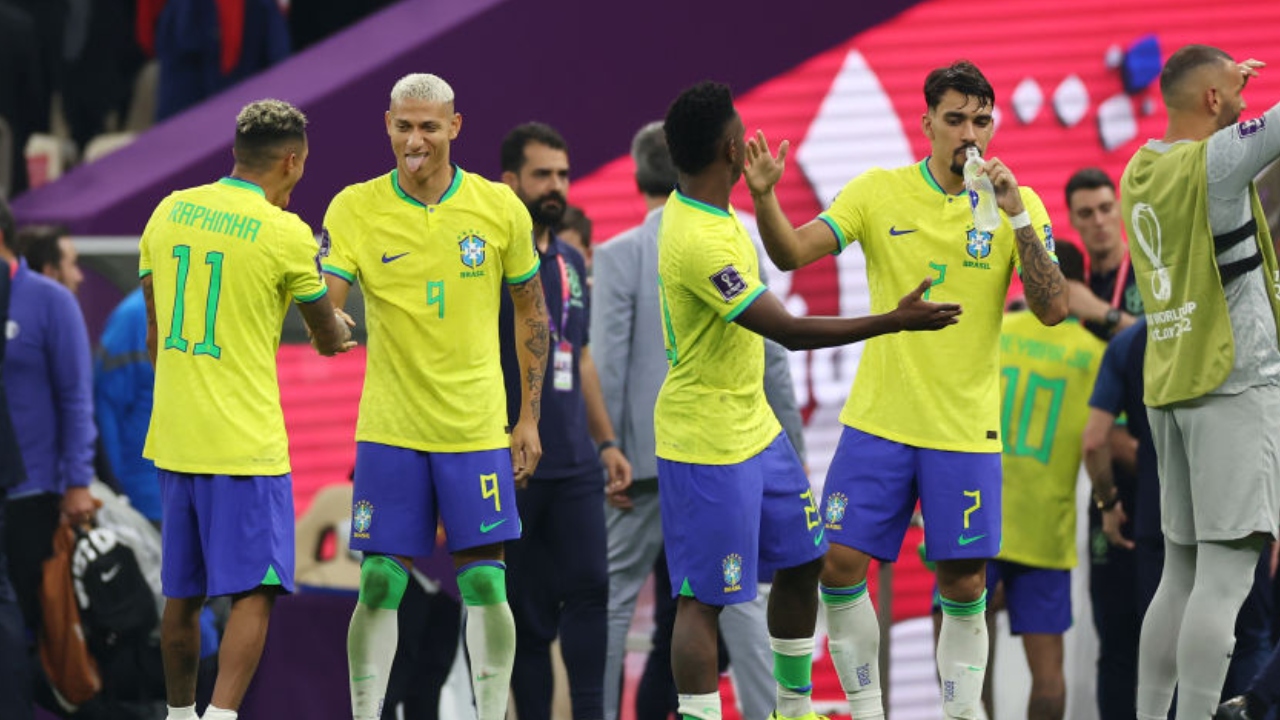 Brasil empolga e estreia com vitória na Copa