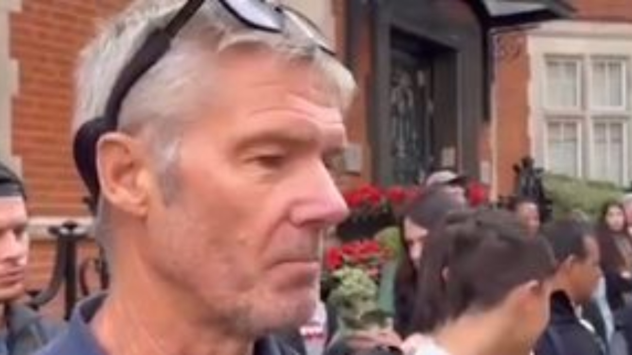 Britânico se irrita com bolsonaristas em funeral da rainha: “Demonstrem respeito”