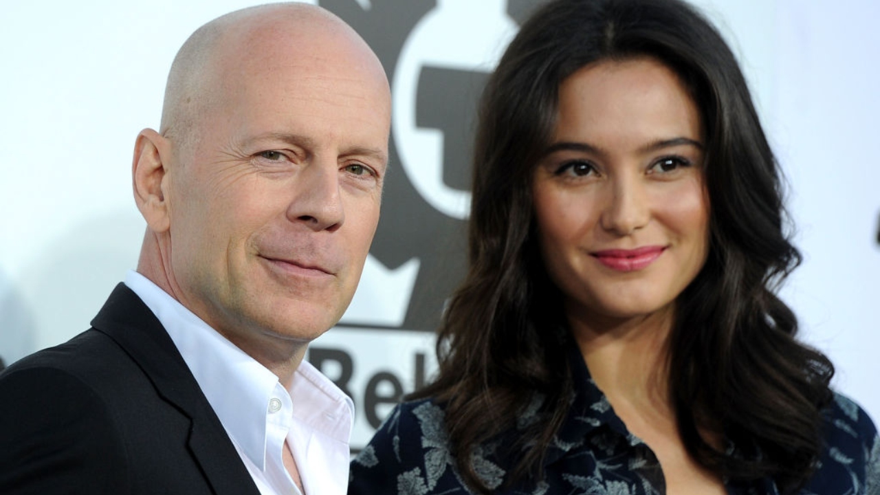 Em evento, esposa de Bruce Willis desabafa sobre doença do marido: ‘É horrível’