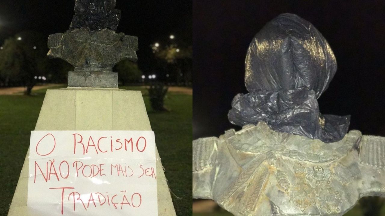 Busto de Duque de Caxias amanhece coberto por saco de lixo no RS
