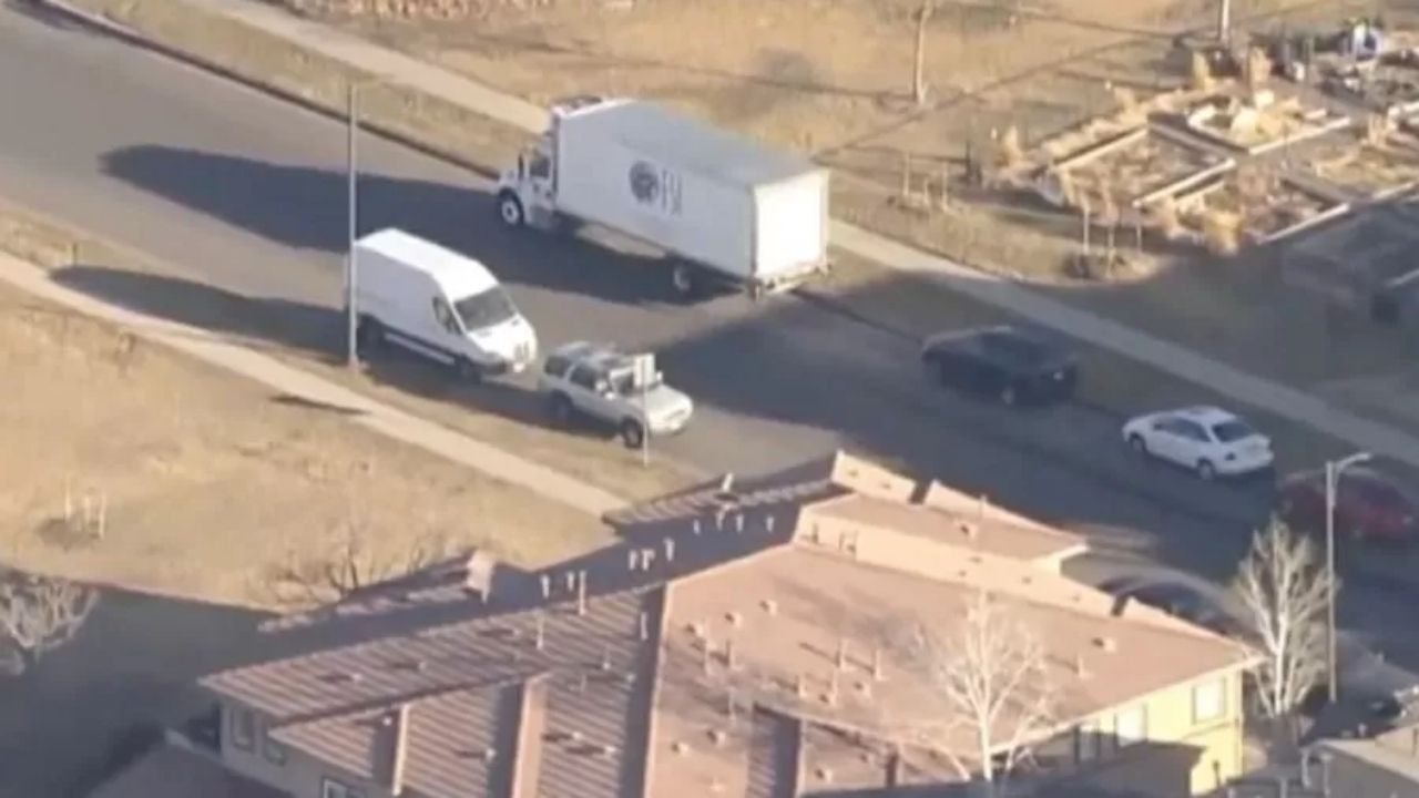 Caminhão com caixas guardando cabeças humanas é roubado nos EUA