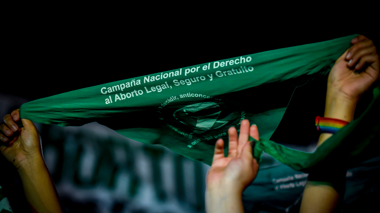 Em decisão inédita, México descriminaliza o aborto no país
