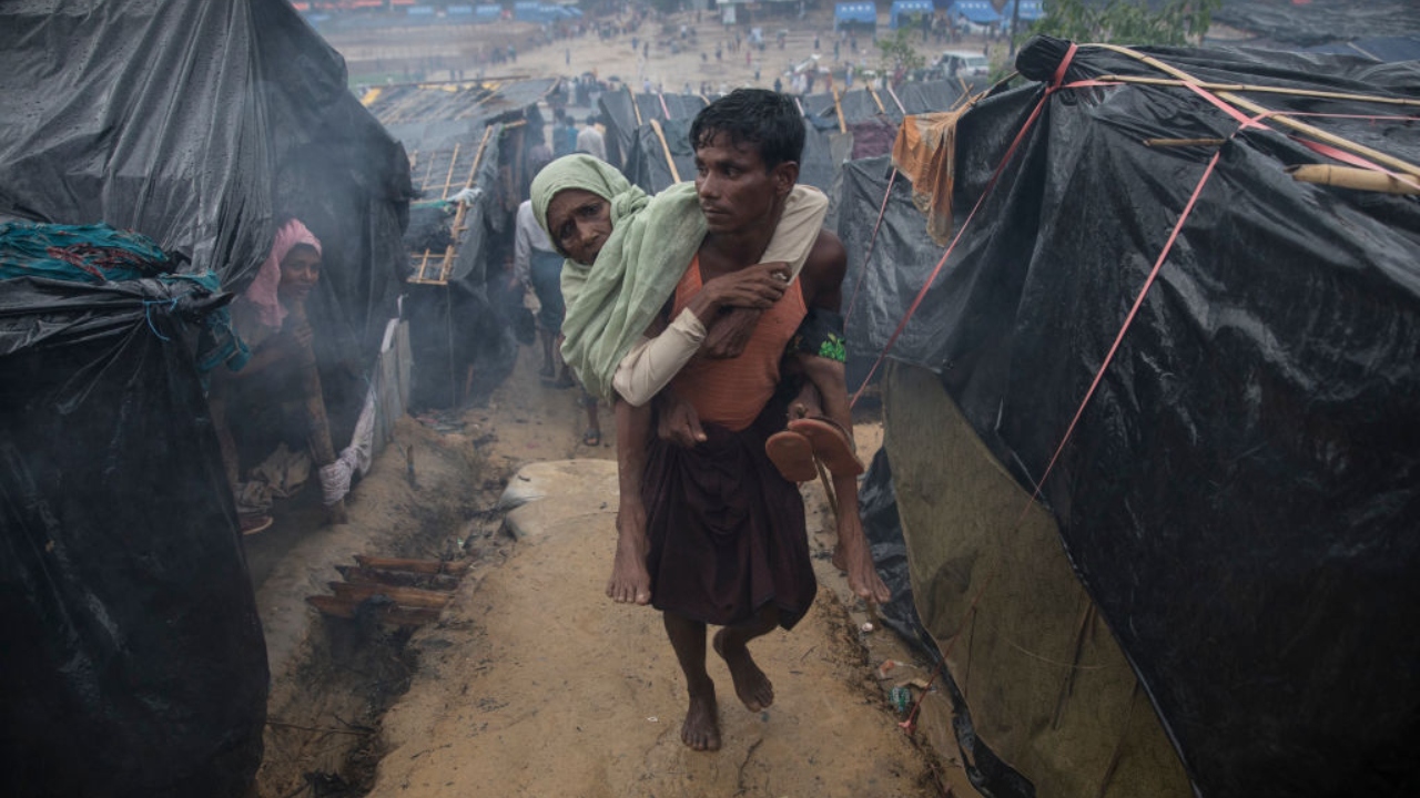 Polícia de Bangladesh investiga incêndio em maior campo de refugiados do mundo
