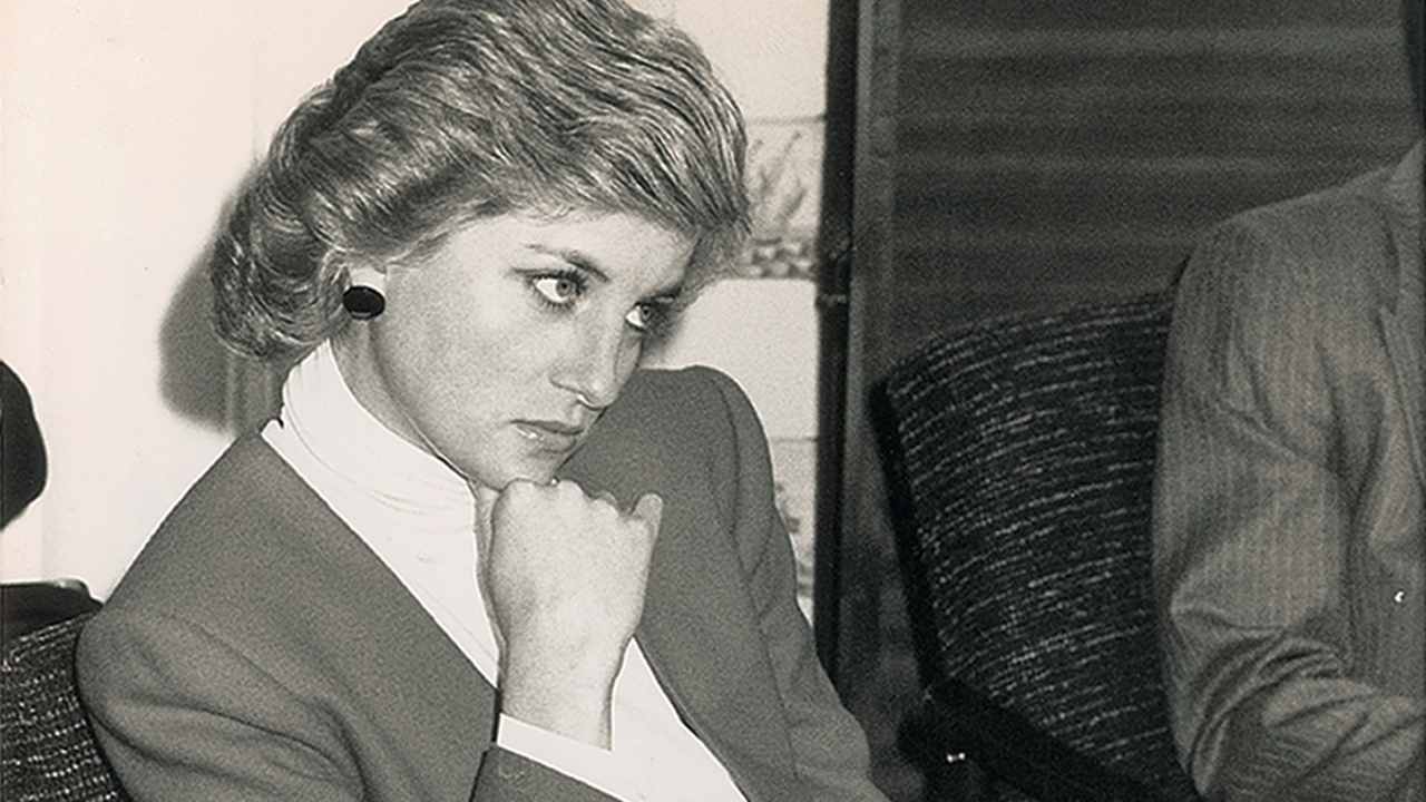 Bombeiro relembra momentos finais da princesa Diana