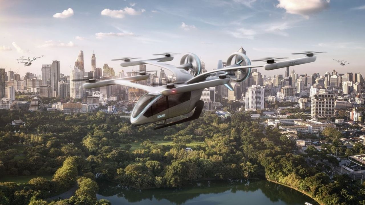 Embraer apresenta e realiza voo teste com carro voador elétrico em SP