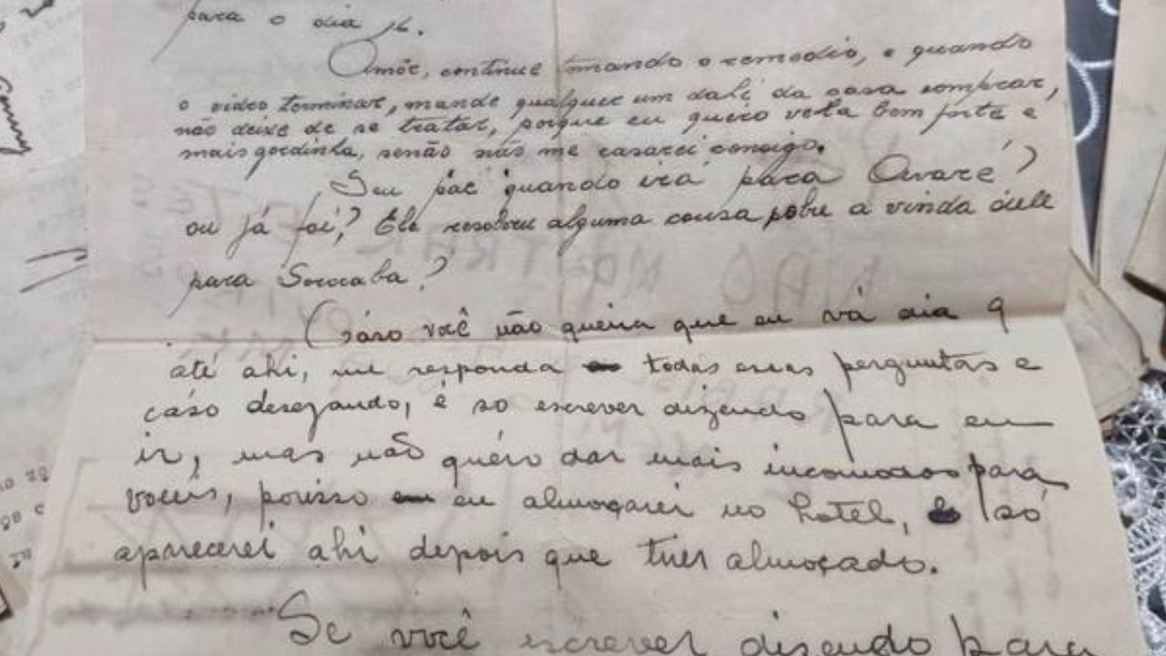 Cartas de amor dos anos 1940 são encontradas por família em casa que será demolida