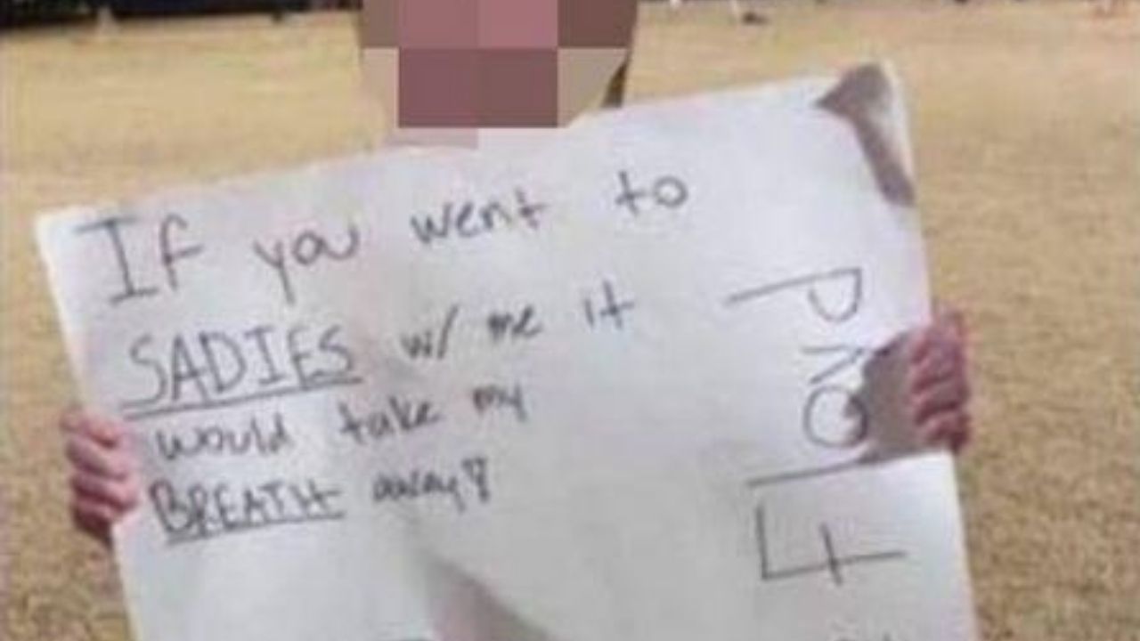 Jovem faz piada com caso George Floyd, em cartaz escolar