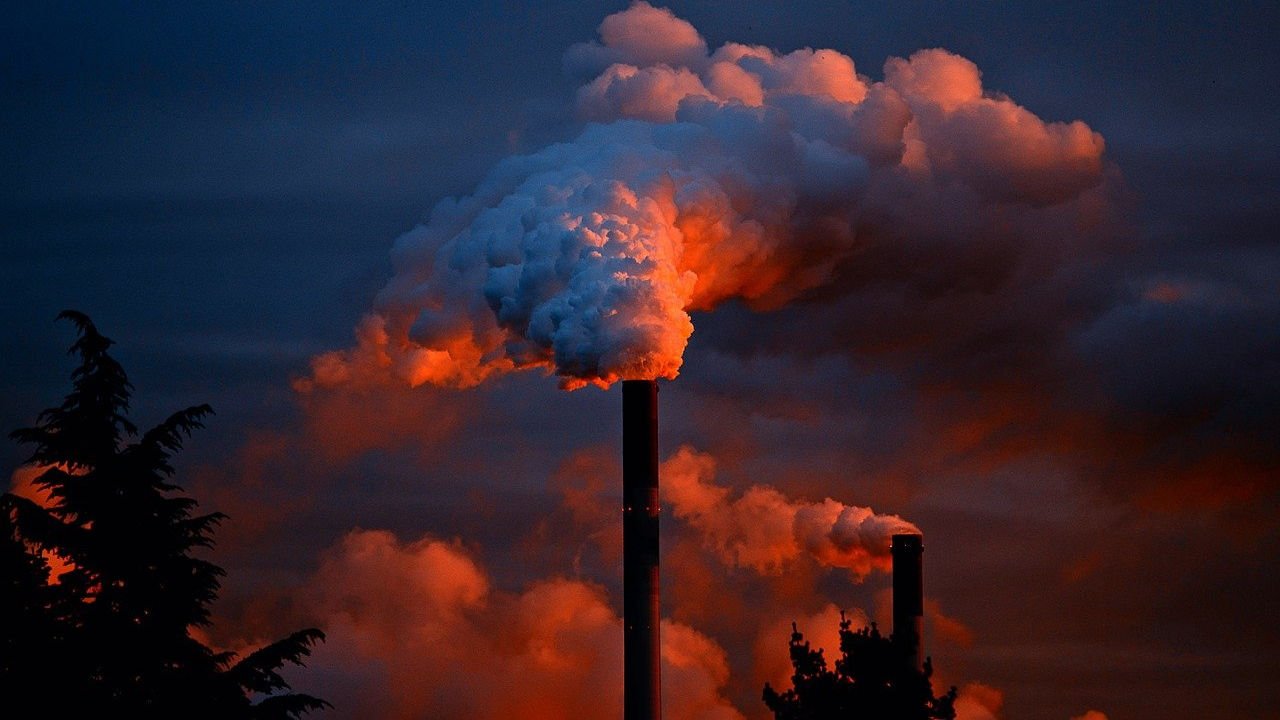 COP26: Mais de 70 países prometem parar de usar carvão como combustível