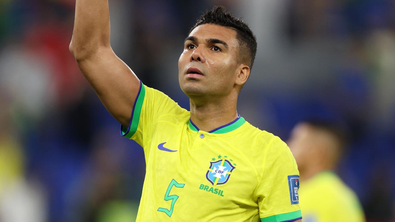 Casemiro gastou aproximadamente R$ 2,7 milhões na compra de dois carros