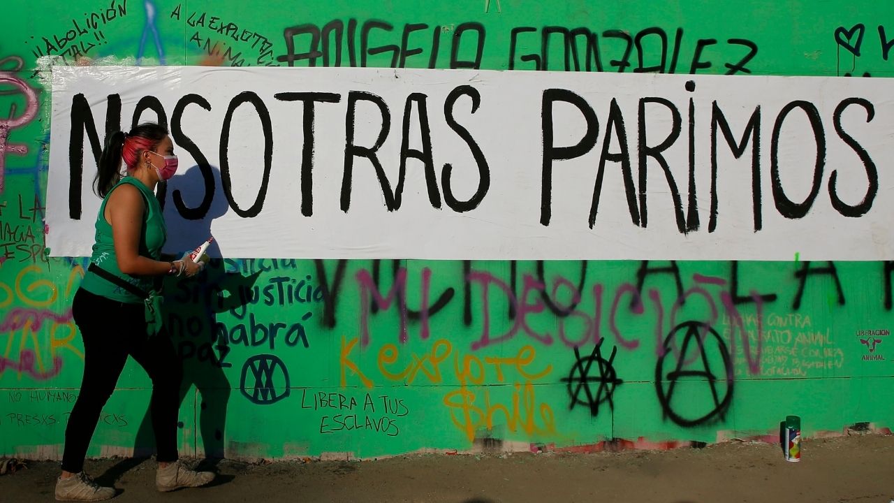 Câmara dos Deputados do Chile aprova descriminalização do aborto de fetos com até 14 semanas