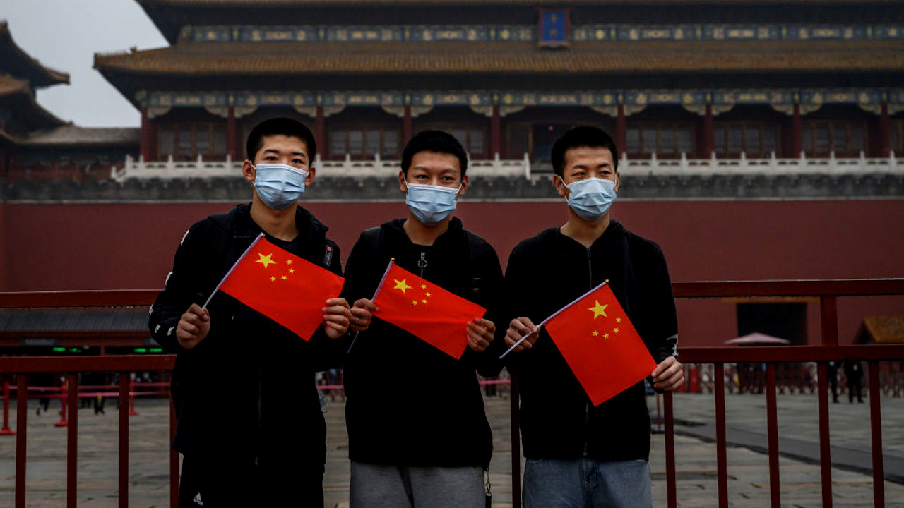 Governo chinês investe proposta para tornar meninos mais “masculinos”