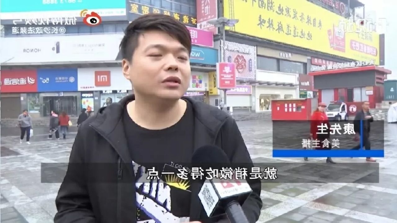Chinês é banido de “coma à vontade” após dar prejuízo em proprietários por alto consumo