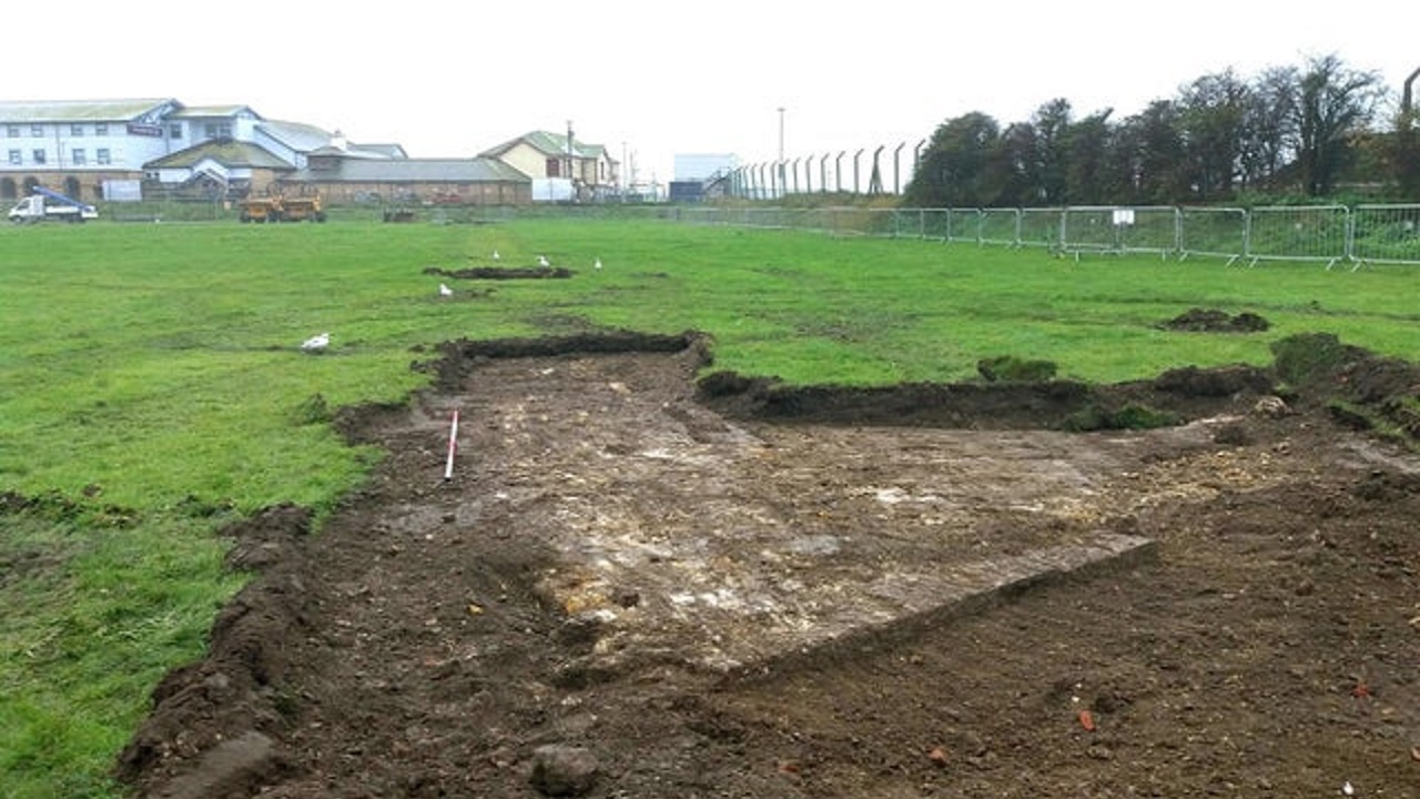 Construção de defesa marítima da Era Tudor é encontrada na Inglaterra