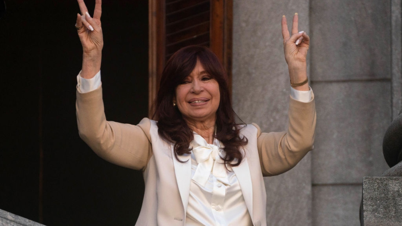 Argentina condena brasileiro por tentar matar Cristina Kirchner